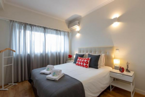 Trindade Sunny Downtown Apartment with Balcony & AC
